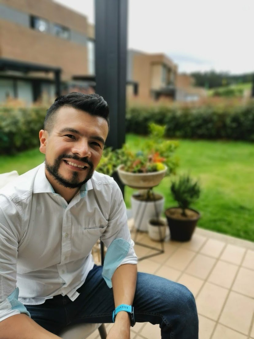 Dr. Sergio Granados